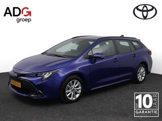 toyota-corolla-touring-sports-hybri