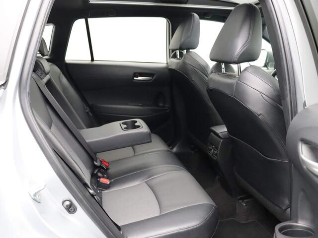 Toyota COROLLA Cross Hybrid 140 Style + Premium Pack II | Stoelverwarming | Apple Carplay & Android Auto | Panoramadak |