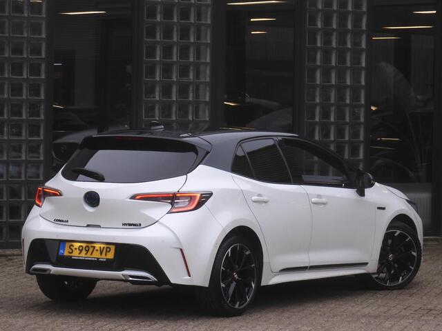 Toyota COROLLA 2.0 HYBRID EXECUTIVE/ JBL/ 18INCH GR-VELGEN