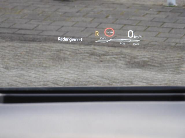 Toyota COROLLA 2.0 HYBRID EXECUTIVE/ JBL/ 18INCH GR-VELGEN