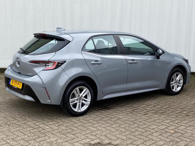 Toyota COROLLA 1.8 Hybrid Business / Carplay/ stl.vw