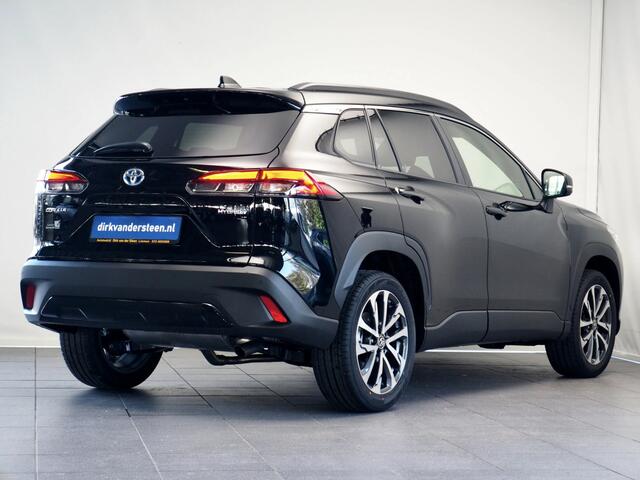 Toyota COROLLA Cross Hybrid 140 Style | Dodehoekdetectie | Toyota Safety Sense 3 | Voorstoelen- en Stuurwiel Verwarmd | Apple CarPlay/ Android Auto | Adaptive Cruise Control | Achteruitrijcamera | Draadloos Telefoonlader
