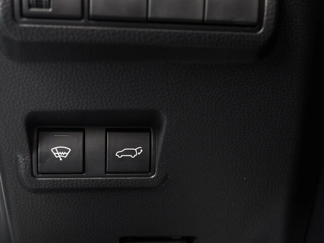 Toyota COROLLA Cross Hybrid 140 Style | Dodehoekdetectie | Toyota Safety Sense 3 | Voorstoelen- en Stuurwiel Verwarmd | Apple CarPlay/ Android Auto | Adaptive Cruise Control | Achteruitrijcamera | Draadloos Telefoonlader
