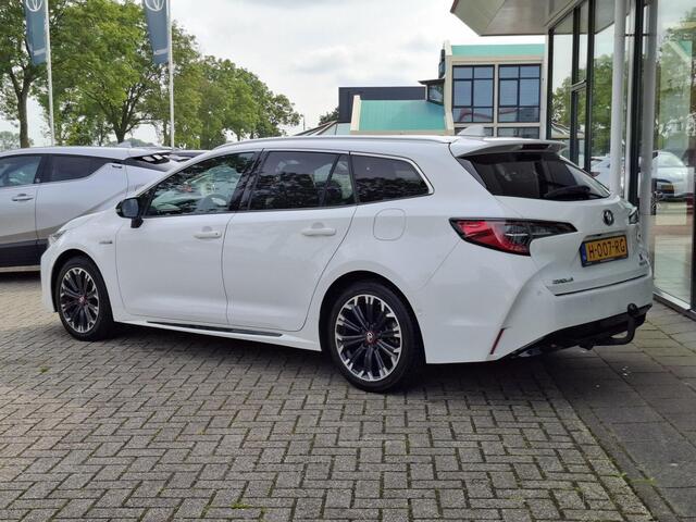 Toyota COROLLA Touring Sports 2.0 Hybrid GR-Sport 184 PK | Trekhaak | Stoelverwarming