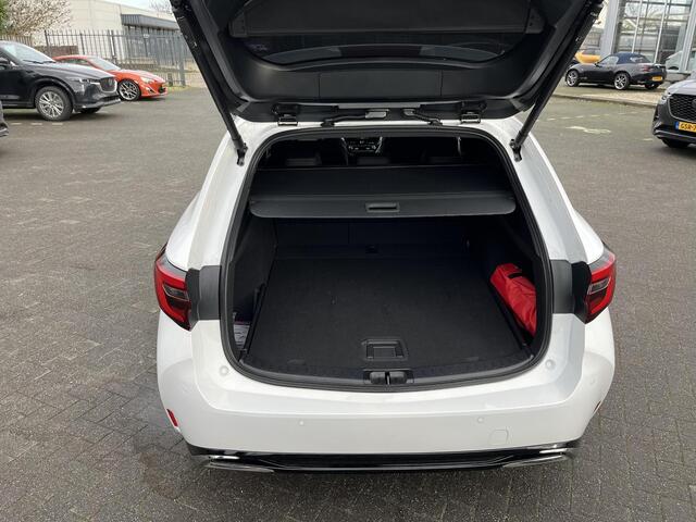 Toyota COROLLA Hybrid 140 Business Plus Wagon | Navigatie | Apple CarPlay/Android auto | Elektrische achterklep