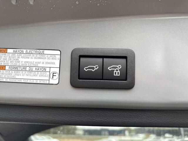 Toyota COROLLA Cross Hybrid 200 Style **NIEUWE AUTO/ DIRECT LEVERBAAR**