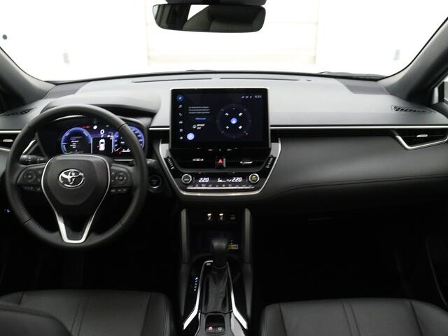 Toyota COROLLA Cross 140 Lounge | Parkeersensoren | Panoramadak | Climate Control | Stoelverwarming | Dodehoek Ass. | Cruise Control Adaptief |