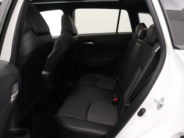 Toyota COROLLA Cross 140 Lounge | Parkeersensoren | Panoramadak | Climate Control | Stoelverwarming | Dodehoek Ass. | Cruise Control Adaptief |
