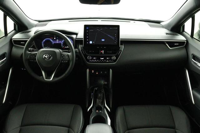 Toyota COROLLA Cross Hybrid 140 Style | Stoel/Stuurverwarming | Parkeersensoren | Elektrische Achterklep | Navigatie | Apple Carplay/Android Auto |