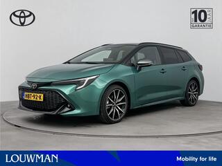 toyota-corolla-touring-sports-hybri