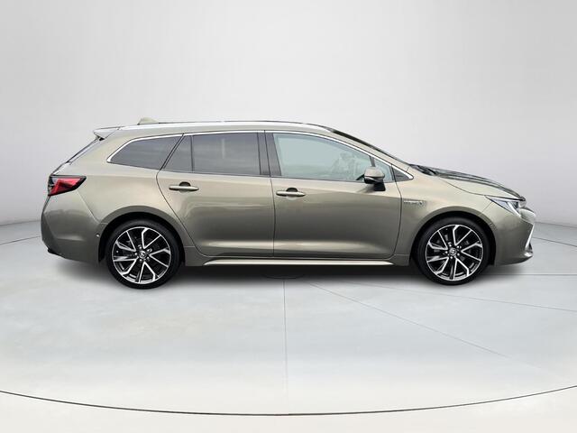 Toyota COROLLA 2.0 Hybrid Executive Touring Sports | Navigatie | Apple CarPlay/Android auto | Achteruitrijcamera | Elektrische achterklep
