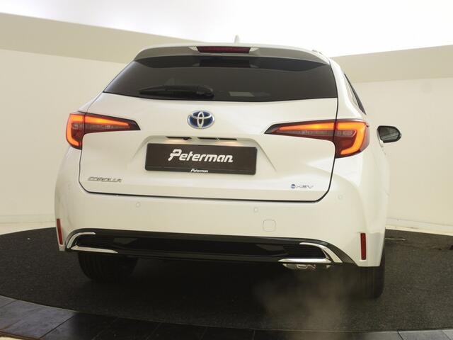 Toyota COROLLA Hybrid 140 Style Edition | Stuur en Stoelverwarming | PDC V+A |