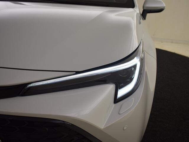 Toyota COROLLA Hybrid 140 Style Edition | Stuur en Stoelverwarming | PDC V+A |