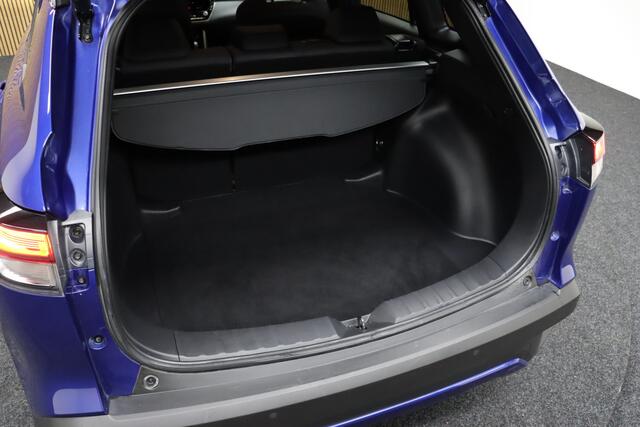 Toyota COROLLA Cross Hybrid 140 Style + Premium Pack I | ¤ 6.700,- Demo voordeel! | Elek. Achterklep | Dodehoekdetectie | Parkeersensoren | Winterpakket
