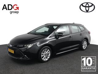 toyota-corolla-touring-sports-hybri