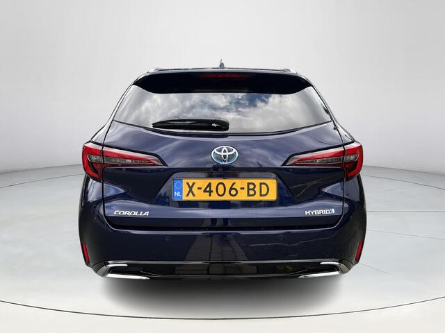 Toyota COROLLA Touring Sports 1.8 Hybrid First Edition | Navigatie | Carplay | Stoelverwarming | Elektrische achterklep |