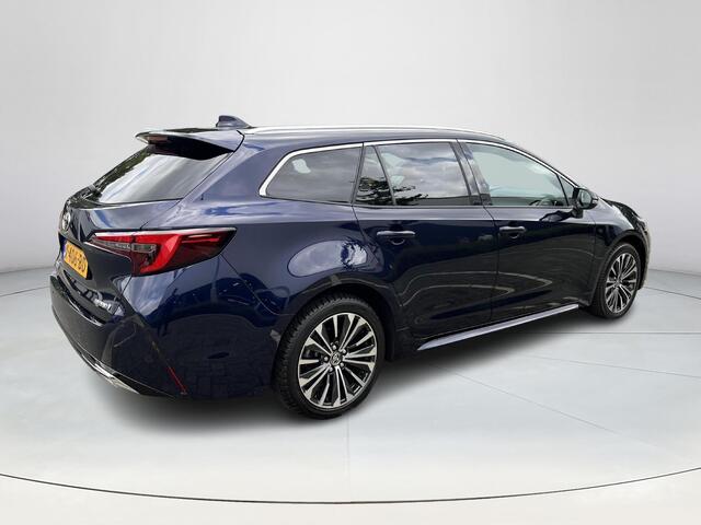 Toyota COROLLA Touring Sports 1.8 Hybrid First Edition | Navigatie | Carplay | Stoelverwarming | Elektrische achterklep |