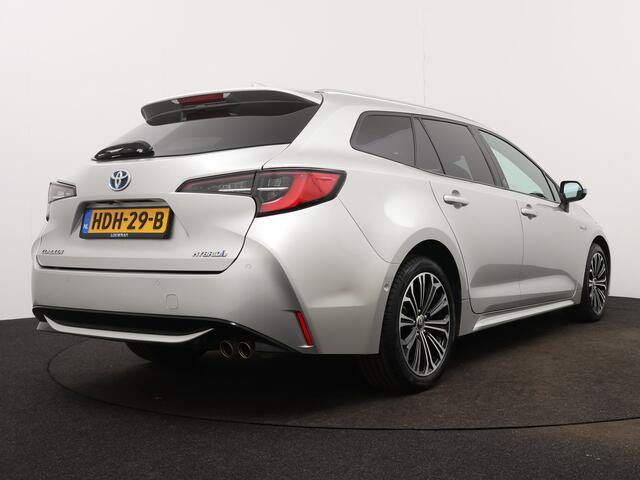 Toyota COROLLA Touring Sports 2.0 Hybrid TS Dynamic Limited | Dodehoek Ass | Stoel en stuurwiel verwarmd | LM velgen | Navigatie | Camera | Climate Control | Parkeersensoren |