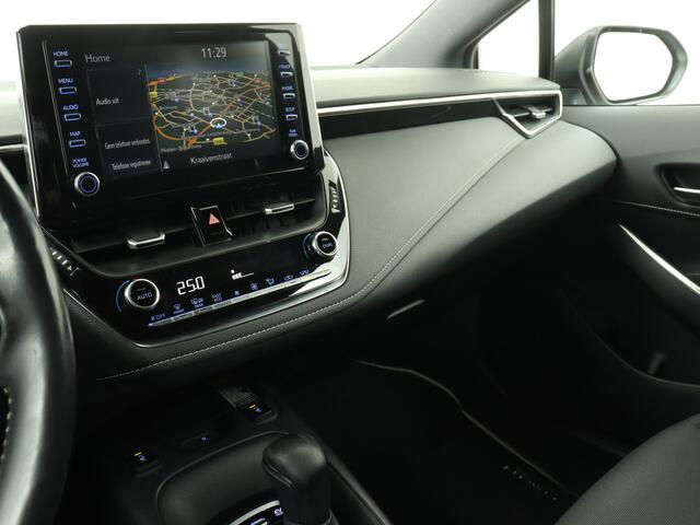 Toyota COROLLA Touring Sports 2.0 Hybrid TS Dynamic Limited | Dodehoek Ass | Stoel en stuurwiel verwarmd | LM velgen | Navigatie | Camera | Climate Control | Parkeersensoren |