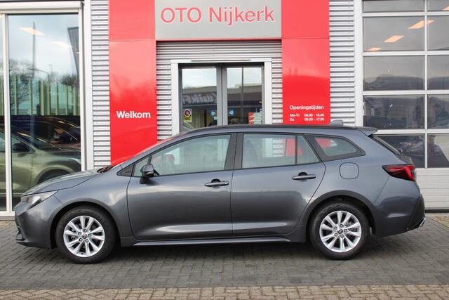 Toyota COROLLA Touring Sports 1.8 Hybrid Active Special Edition met oa parkeersensoren voor en achter
