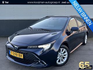 toyota-corolla-touring-sports-hybri