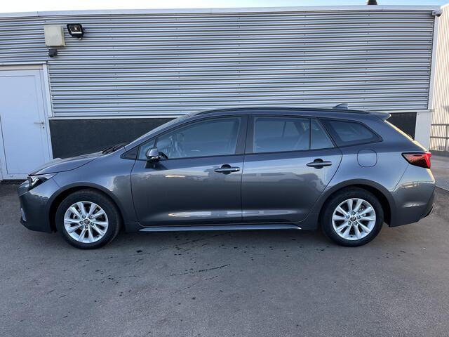 Toyota COROLLA Touring Sports Hybrid 140 PK Active CVT Automaat Incl: AppleCarplay / AndroidAuto, Parkeerhulpcamera, LM velgen, Adaptieve Cruis control, Metallic lak, Climate control