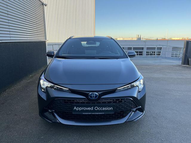 Toyota COROLLA Touring Sports Hybrid 140 PK Active CVT Automaat Incl: AppleCarplay / AndroidAuto, Parkeerhulpcamera, LM velgen, Adaptieve Cruis control, Metallic lak, Climate control