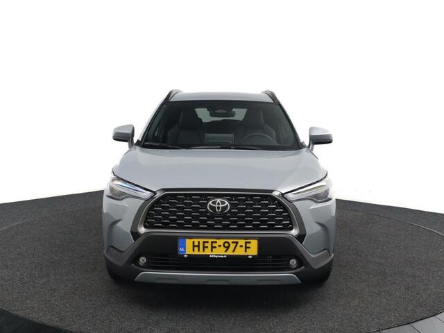 Toyota COROLLA Cross Hybrid 140 Business Plus | Premium Pack | voorstoelen verwarmd | stuurwiel verwarmd | stof/kunstlederen bekleding
