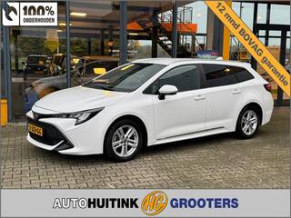 toyota-corolla-touring-sports-1.8-h