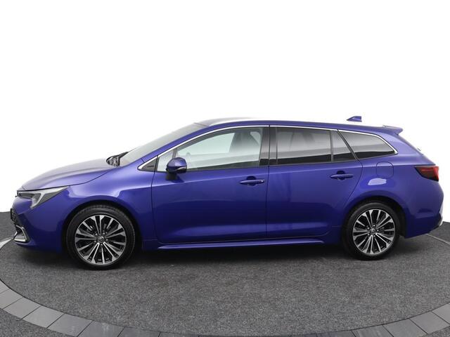 Toyota COROLLA Touring Sports 1.8 Hybrid First Edition | Stoelverwarming | Electrische achterklep | Navigatie |