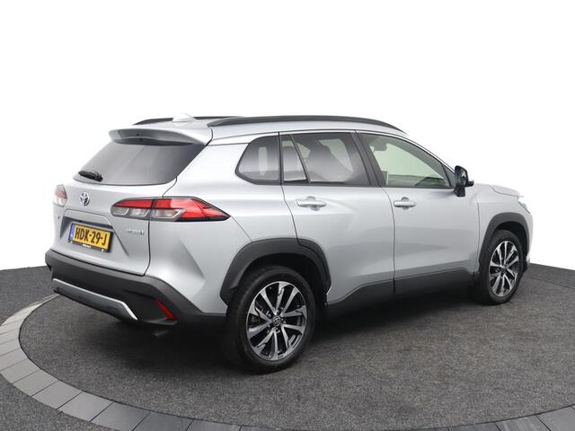 Toyota COROLLA Cross 2.0 High Power Hybrid First Edition | Panoramadak | Stuur en stoelverwarming | Electrische achterklep |