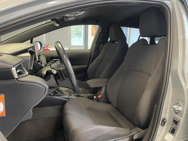 Toyota COROLLA Touring Sports 2.0 Hybrid Business Plus | TREKHAAK | CARPLAY | STOEL.V.W. | ORG.NL |