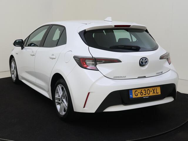 Toyota COROLLA 1.8 Hybrid Active 120 PK Navigatie / Cruise Control / Climate Control / Camera Achter