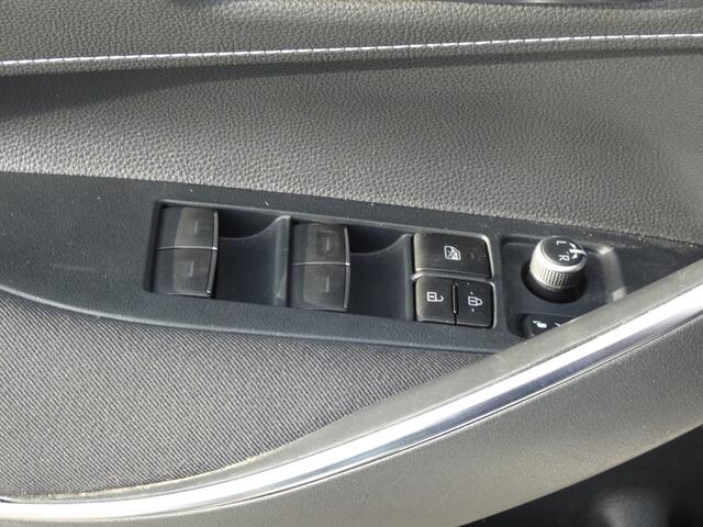 Toyota COROLLA Touring Sports 1.8 Hybrid Business Plus/ lage km/ zeer mooi!