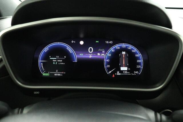 Toyota COROLLA Cross 2.0 High Power Hybrid First Edition | Apple Carplay/Android Auto | Parkeersensoren | Stoelverwarming | Elektrische Achterklep |