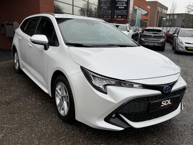 Toyota COROLLA Touring Sports 1.8 Hybrid Dynamic // NAVI // CAMERA // ADAPTIVE CRUISE // TREKHAAK // CLIMA //