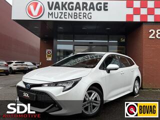 toyota-corolla-touring-sports-1.8-h