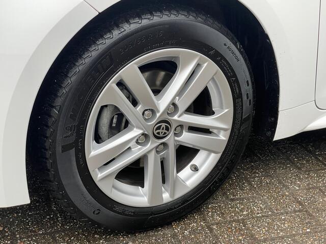 Toyota COROLLA Touring Sports 1.8 Hybrid Active / Carplay