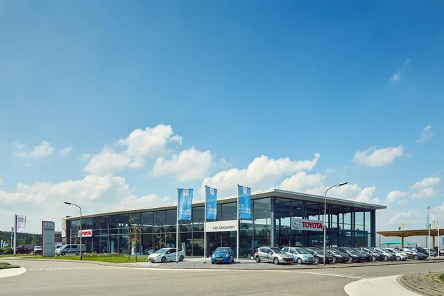 Toyota COROLLA Touring Sports Hybrid 140 Active