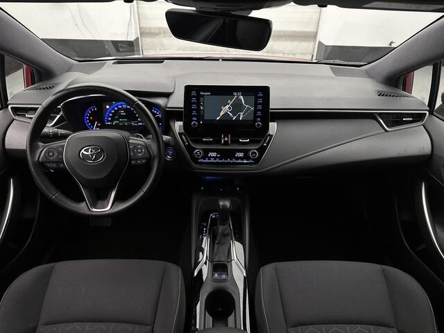 Toyota COROLLA 2.0 Hybrid Style | LM velgen | Camera | Navigatie | Parkeersensoren | Stoelverwarming | Parkeer Ass. | Draadloze telefoonlader |