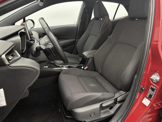 Toyota COROLLA 2.0 Hybrid Style | LM velgen | Camera | Navigatie | Parkeersensoren | Stoelverwarming | Parkeer Ass. | Draadloze telefoonlader |