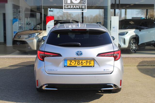 Toyota COROLLA Hybrid 140 Dynamic | Navi | Sensoren v/a | Keyless Entry | Blind