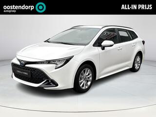 toyota-corolla-touring-sports-hybri