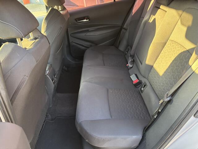 Toyota COROLLA Touring Sports 2.0 Hybrid Style / Adaptive Cruise Control / Navi / Applecarplay/AndroidAuto / Head up Display /