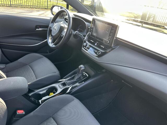 Toyota COROLLA Touring Sports 1.8 Hybrid Dynamic | Carplay | Stoelverwarming | Keyless entry | LED koplampen |