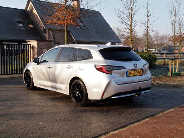 Toyota COROLLA Touring Sports 1.8 Hybrid Active | Camera | Apple Carplay | Cruise Control | Trekhaak | Navi |