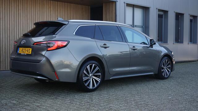 Toyota COROLLA Touring Sports 1.2 116pk Turbo Dynamic H-Leder Virtual Cockpit 17inch LM Drive Select *NL auto* 23853km!
