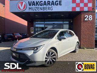 toyota-corolla-1.8-hybrid-dynamic--