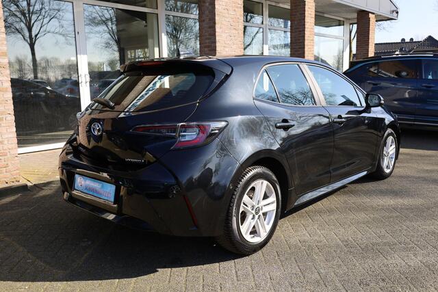 Toyota COROLLA 1.8 Hybrid Active CAMERA CARPLAY DAB NAVI CRUISE CLIMA 2xPDC GSM-LADER