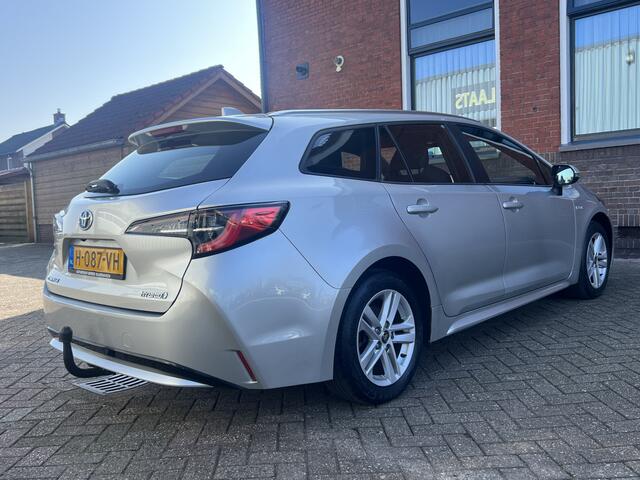 Toyota COROLLA Touring Sports 1.8 Hybrid Business | AUTOMAAT | TREKHAAK | CAMERA | ADAPT. CRUISE |